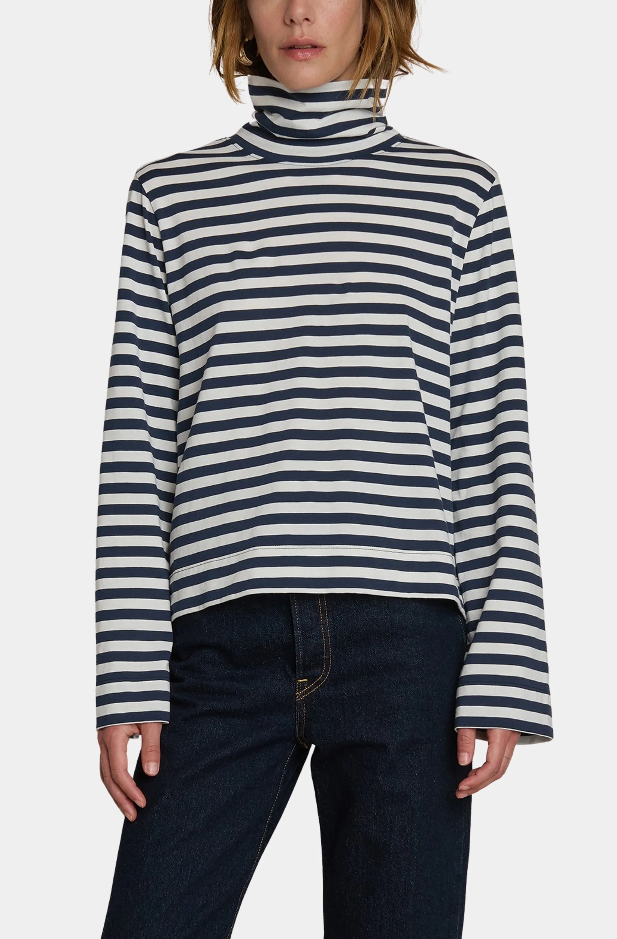 Neo Mock Neck T-Shirt