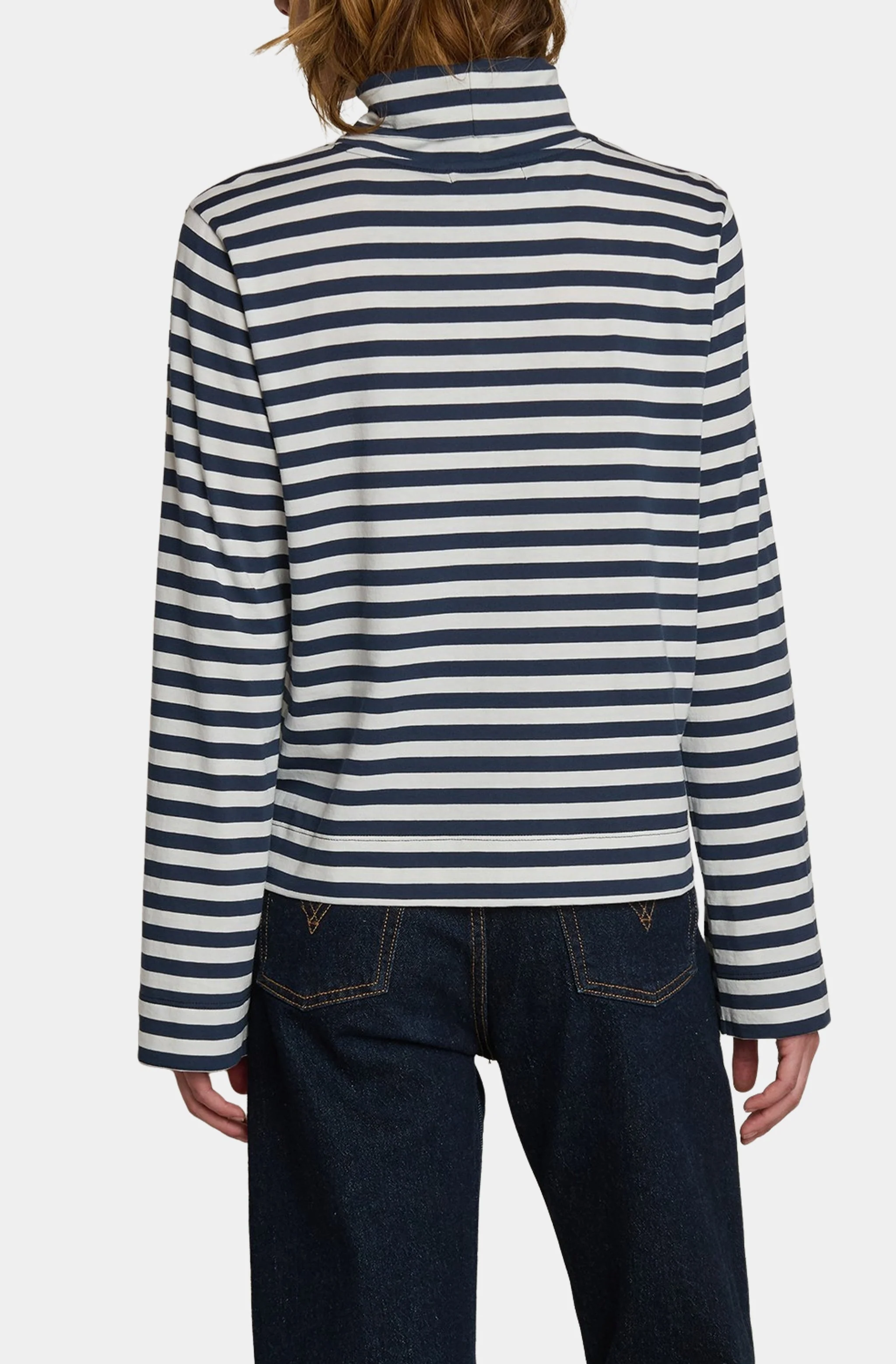 Neo Mock Neck T-Shirt - Image 5