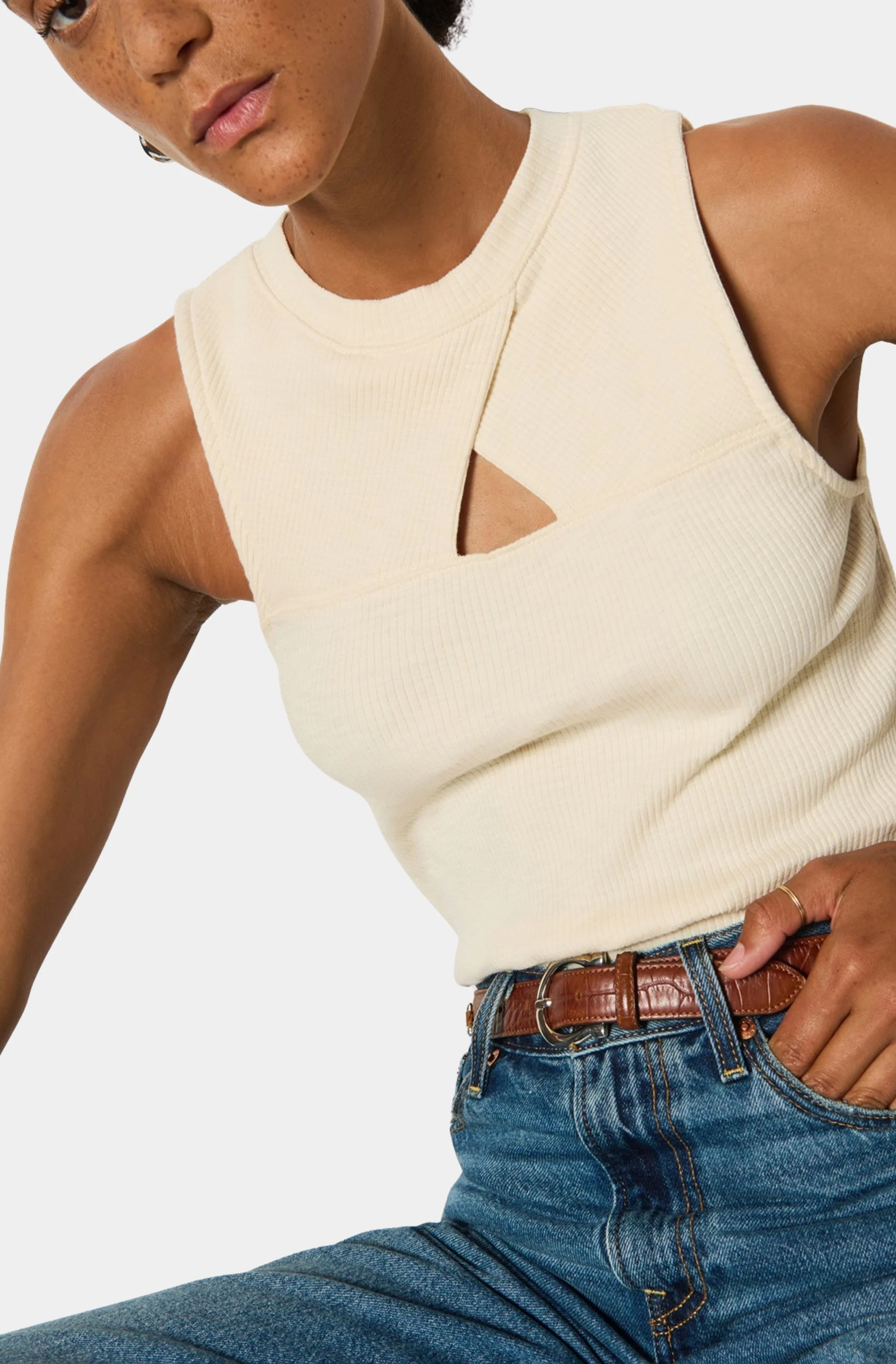Ellie Keyhole Top - Image 4