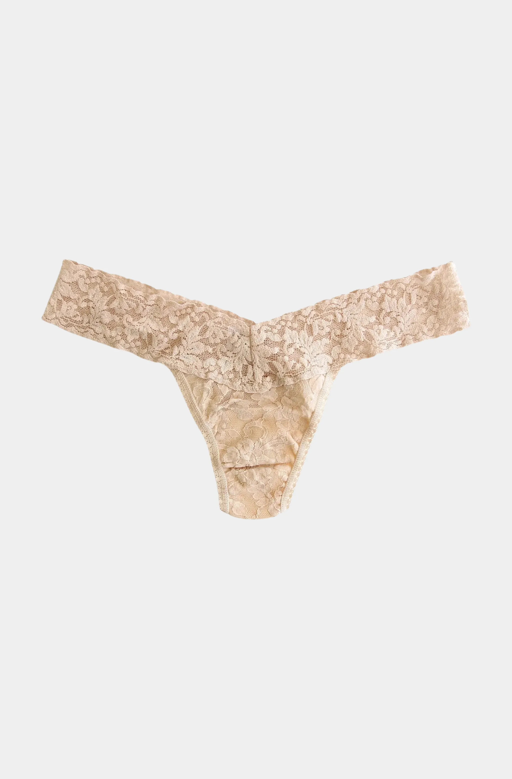 Signature Lace Low Rise Thong
