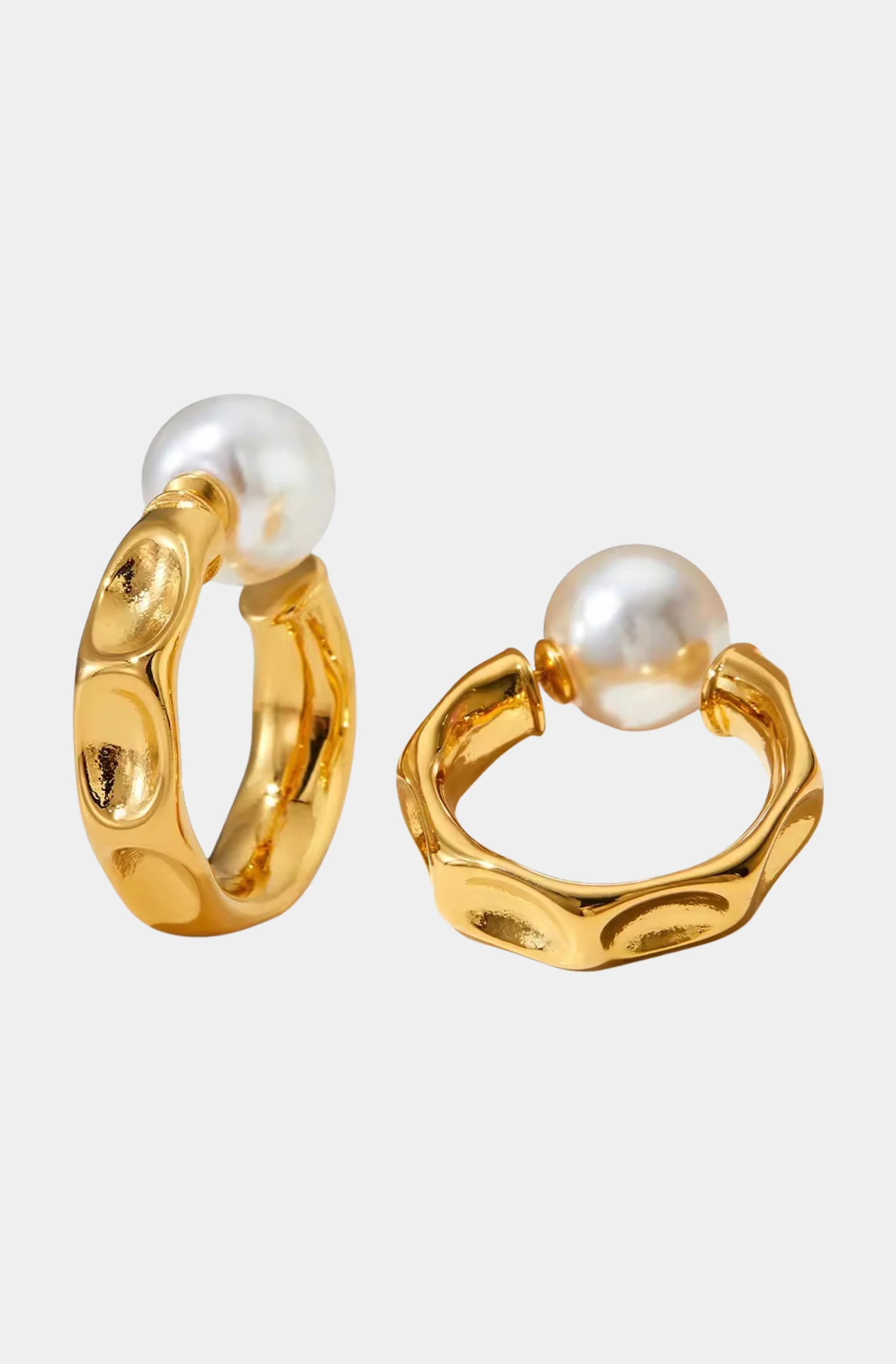 Calira Pearl Earrings