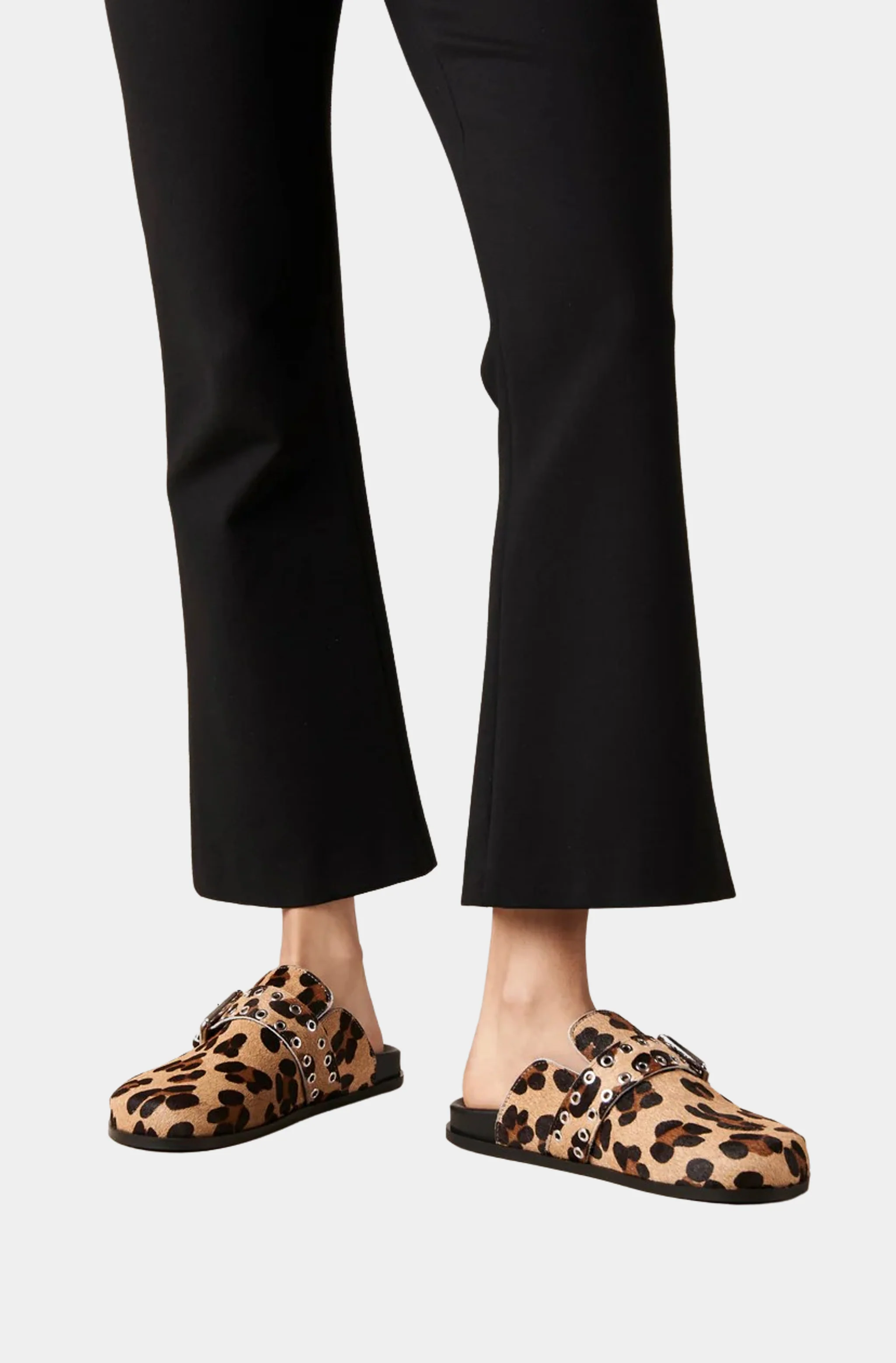 Halia Soft Beige Leather Mules - Image 5