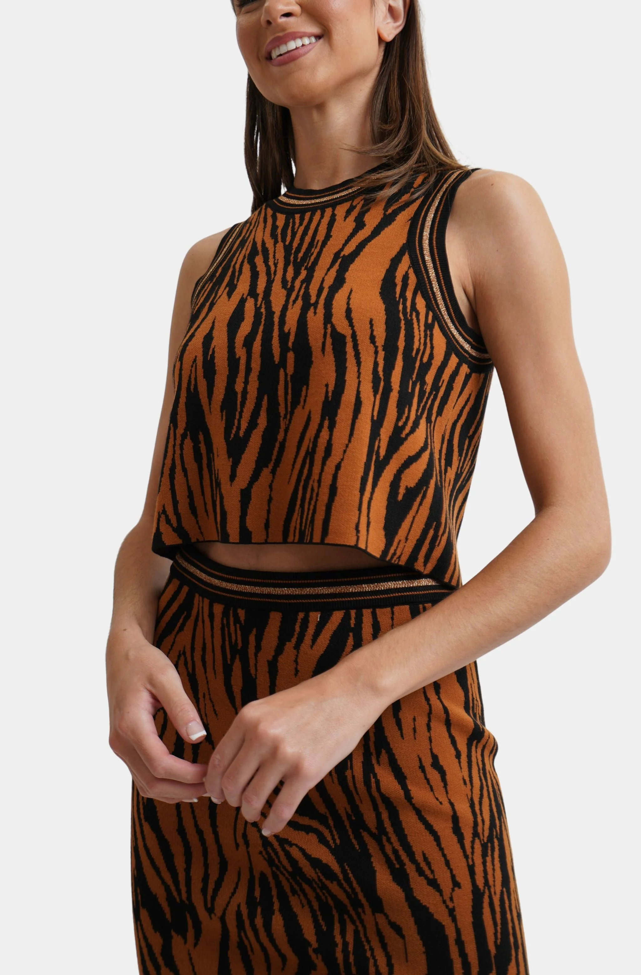 Hemline Exclusive Vivica Skirt - Image 3