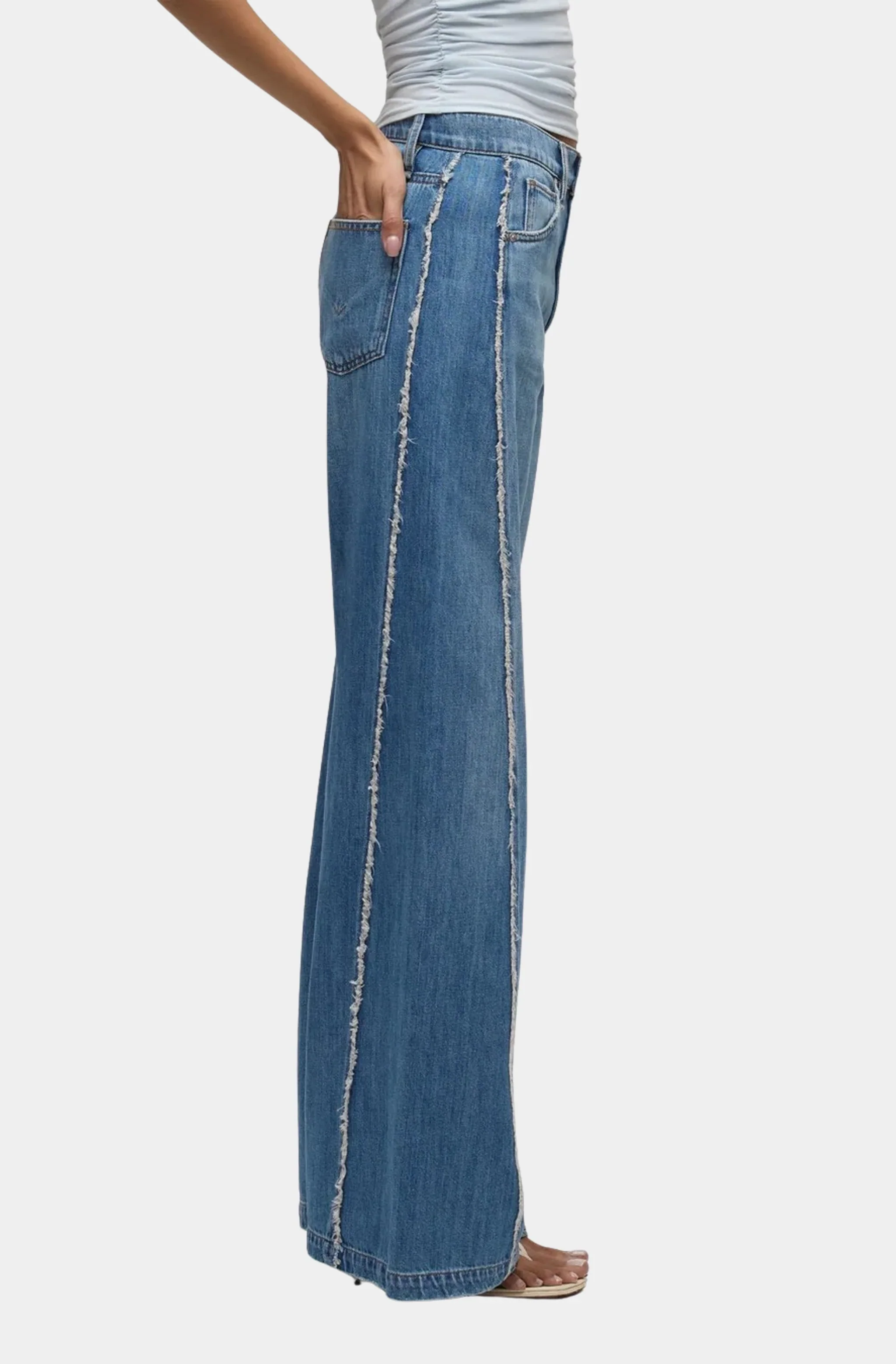 Jodie Loose Fit Wide Leg Jean With Frayed Seams - Image 2