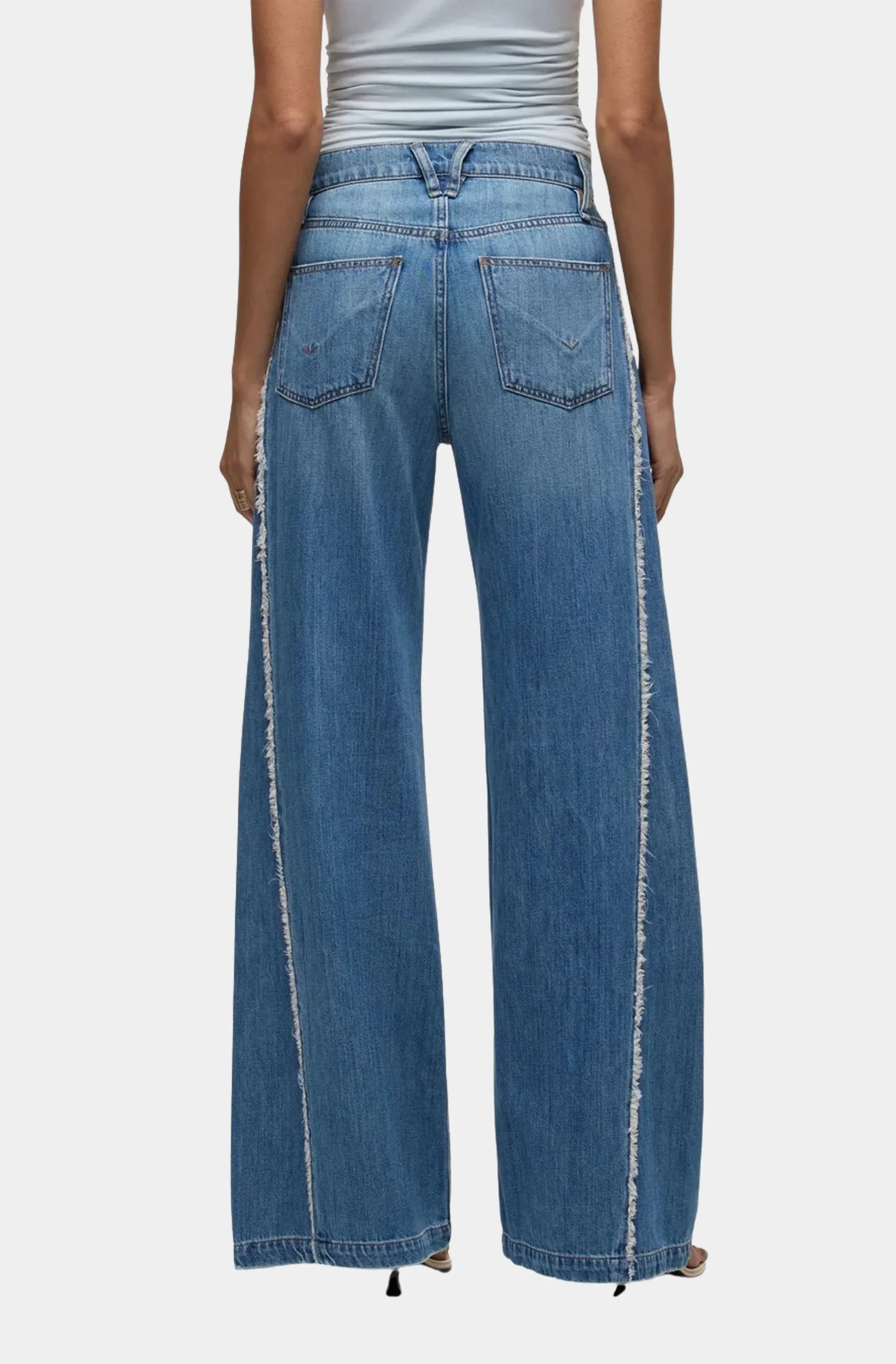 Jodie Loose Fit Wide Leg Jean With Frayed Seams - Image 3