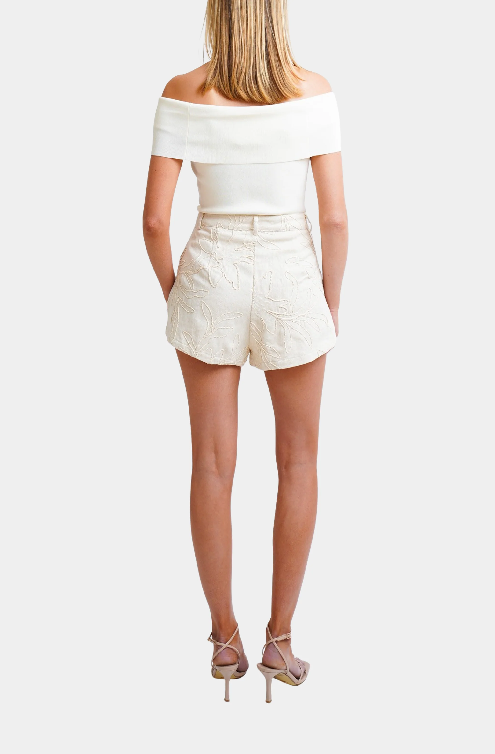 Joana Shorts - Image 5