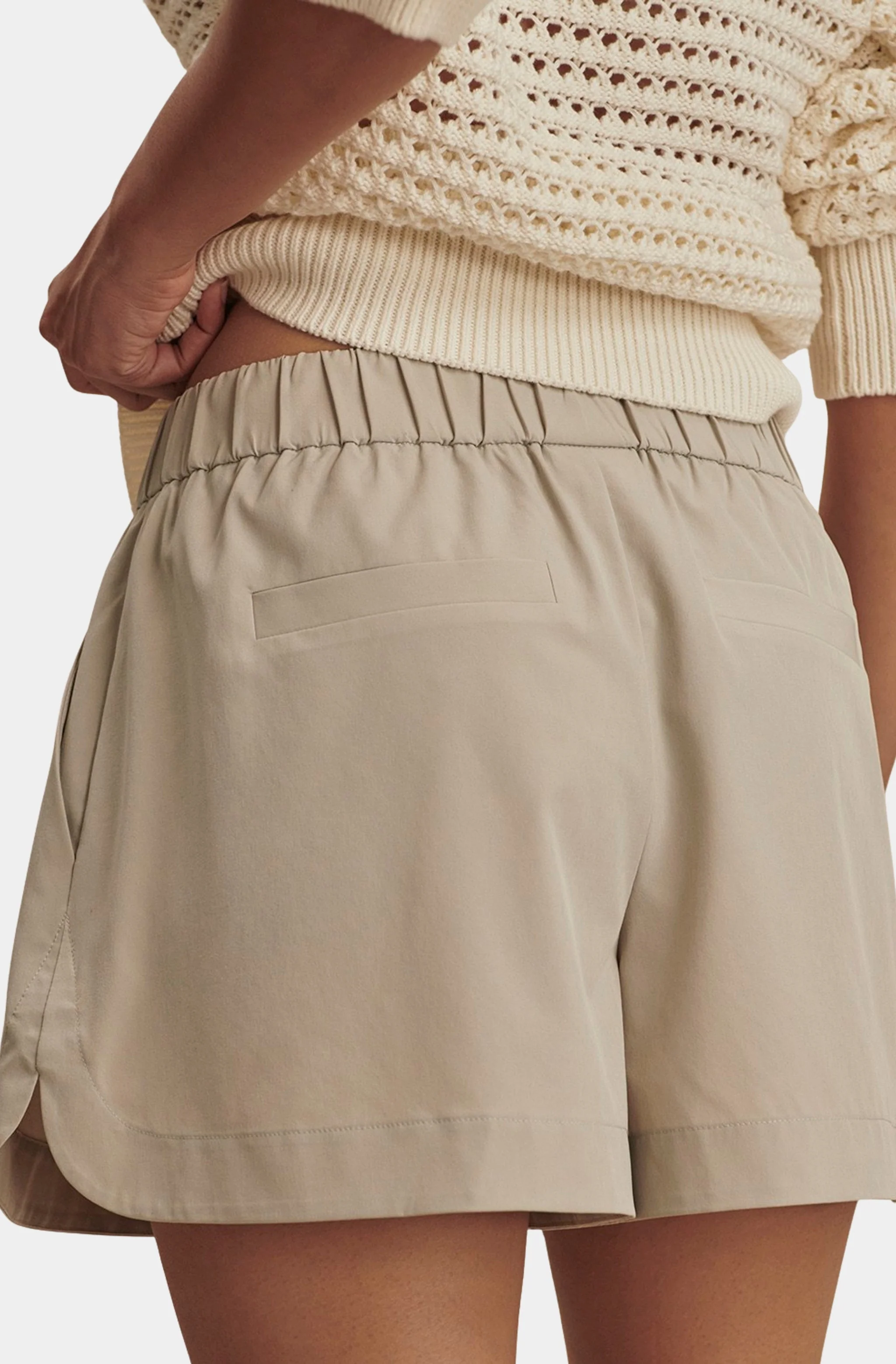 Nila Mid Rise Short 3.5" - Image 7