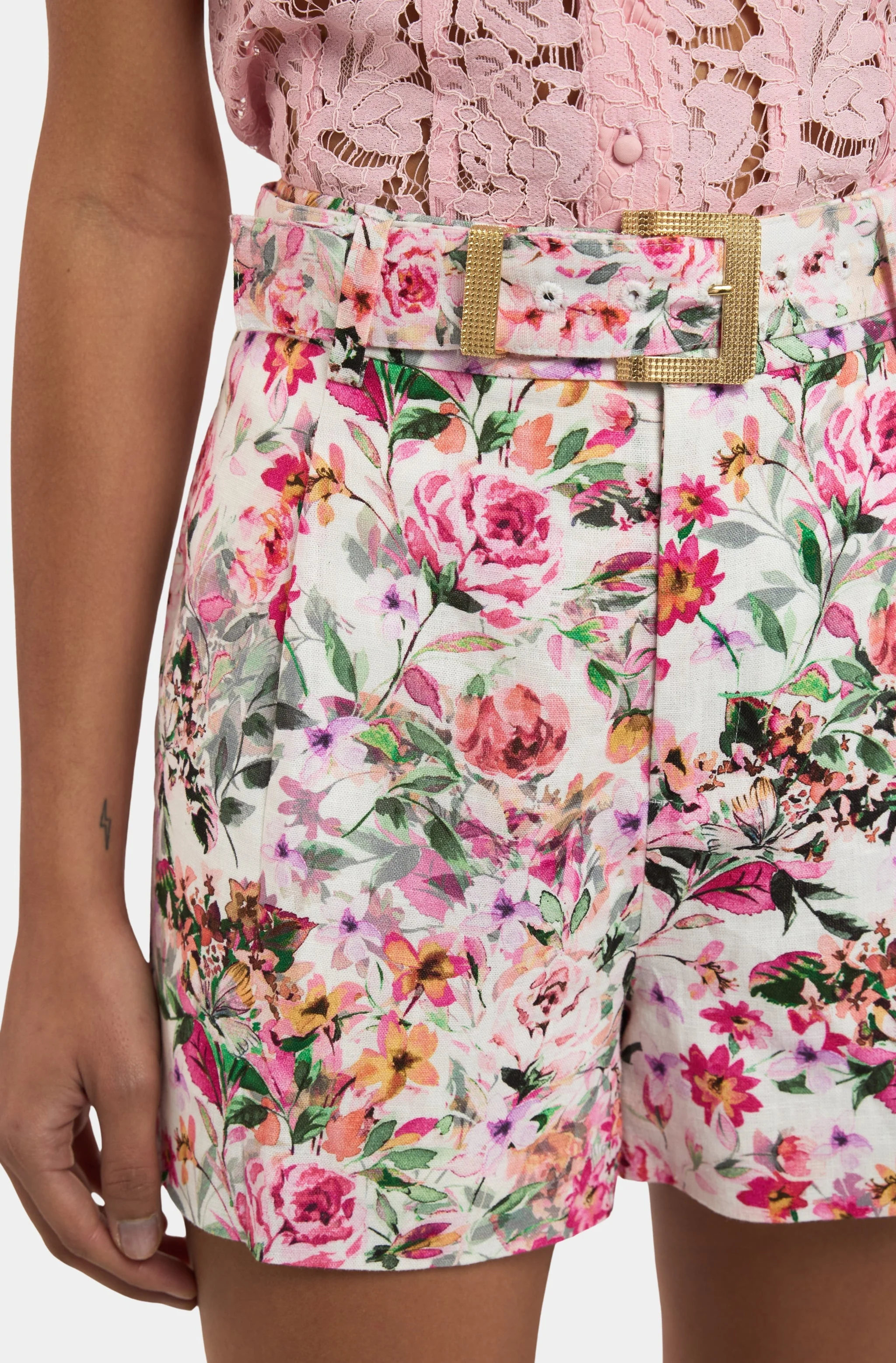 Glenn Floral Linen Shorts - Image 3